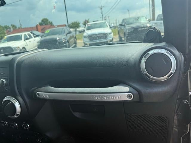 2014 Jeep Wrangler Unlimited Sahara