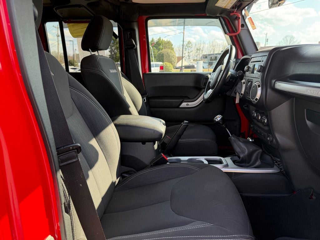 2016 Jeep Wrangler Unlimited Sahara