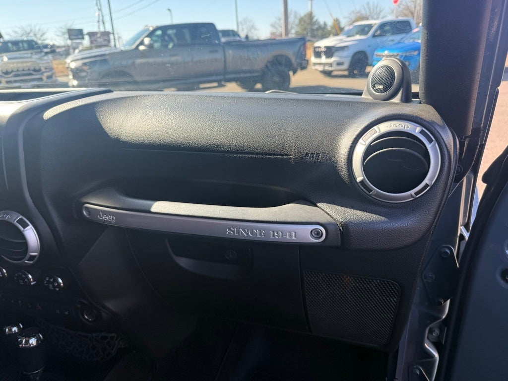 2014 Jeep Wrangler Unlimited Sahara