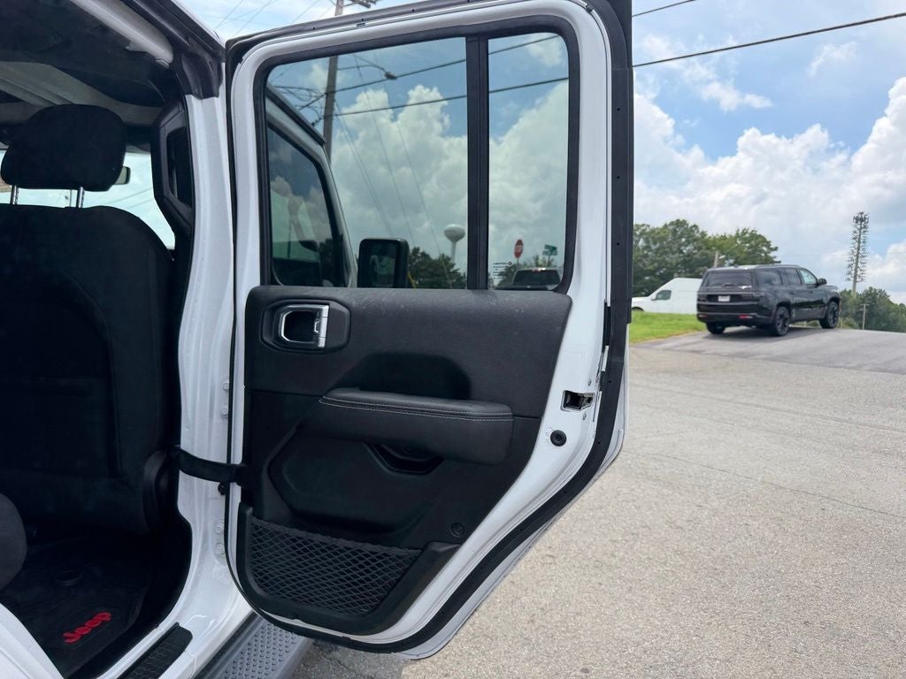 2022 Jeep Wrangler Unlimited Sahara 4x4