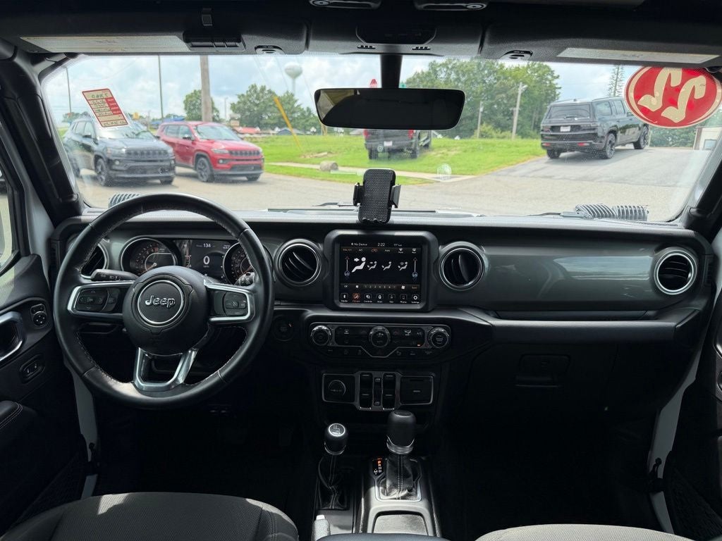 2022 Jeep Wrangler Unlimited Sahara 4x4