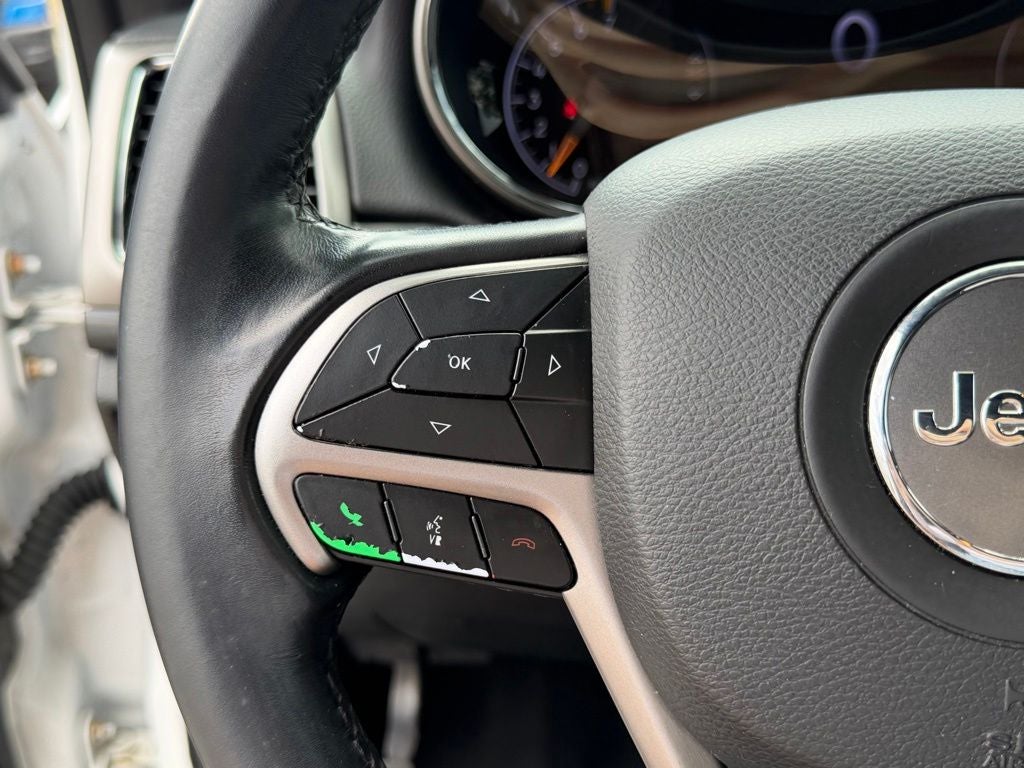 2020 Jeep Grand Cherokee Laredo E 4x2