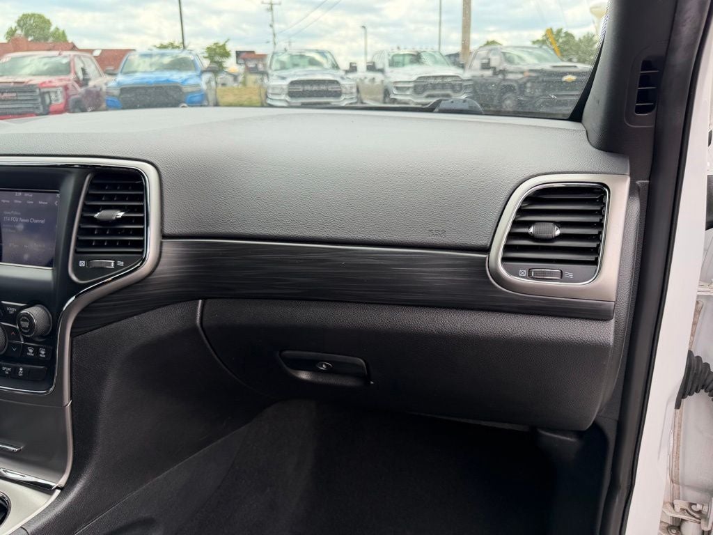 2020 Jeep Grand Cherokee Laredo E 4x2
