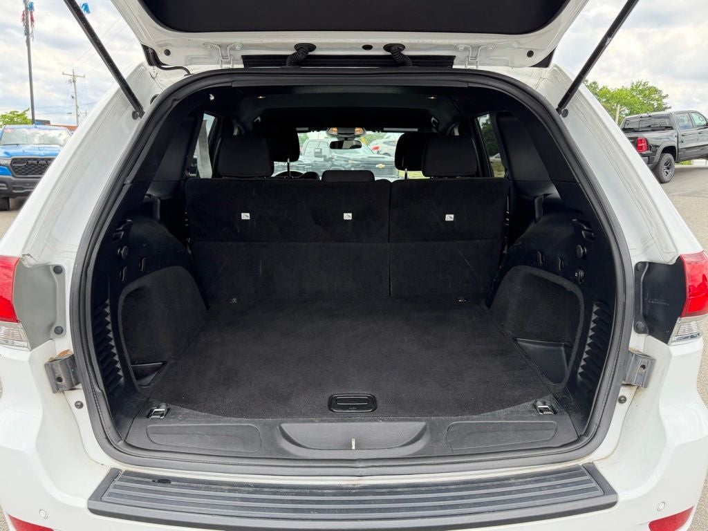 2020 Jeep Grand Cherokee Laredo E 4x2