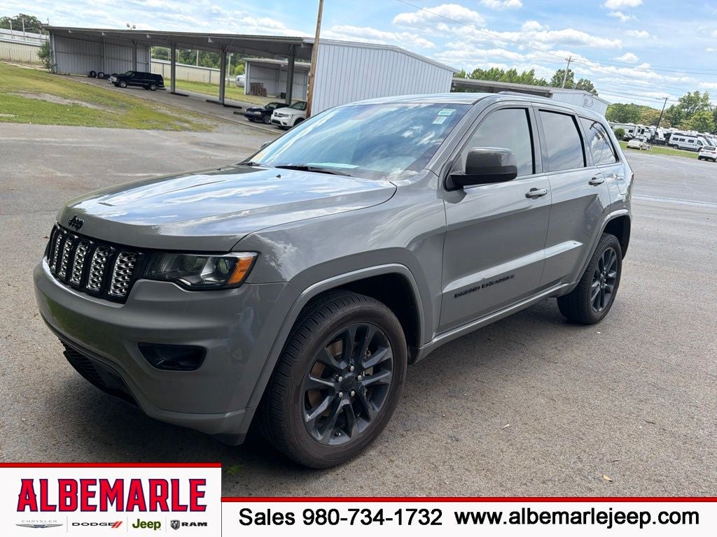 2021 Jeep Grand Cherokee Laredo X 4x4