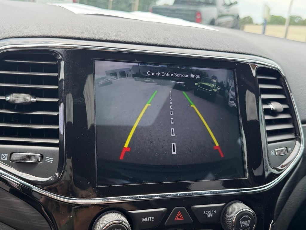 2021 Jeep Grand Cherokee Laredo X 4x4