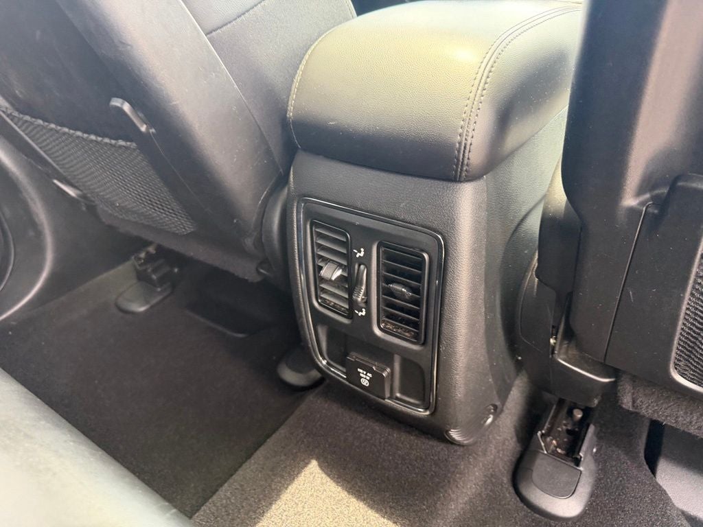 2021 Jeep Grand Cherokee Laredo X 4x4