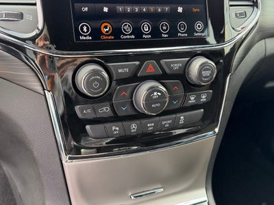 2021 Jeep Grand Cherokee Laredo X 4x4