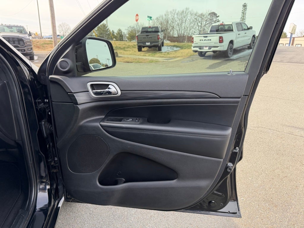 2021 Jeep Grand Cherokee Laredo X 4x4