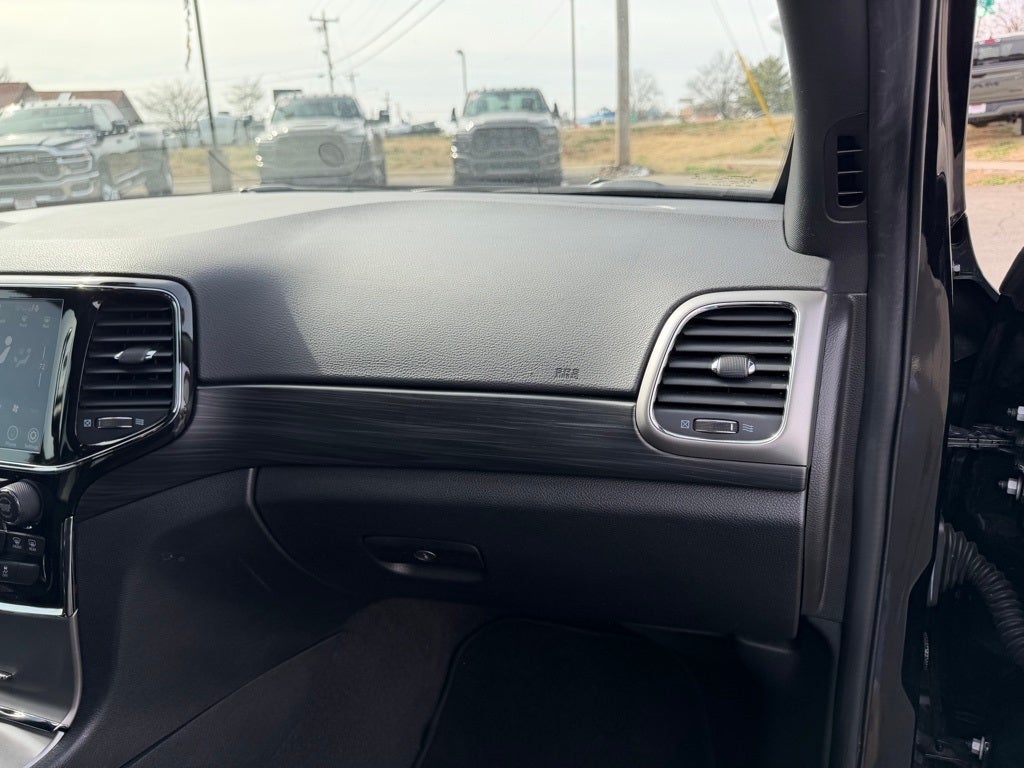 2021 Jeep Grand Cherokee Laredo X 4x4