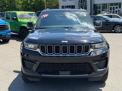 2026 Jeep Grand Cherokee Laredo 4x2