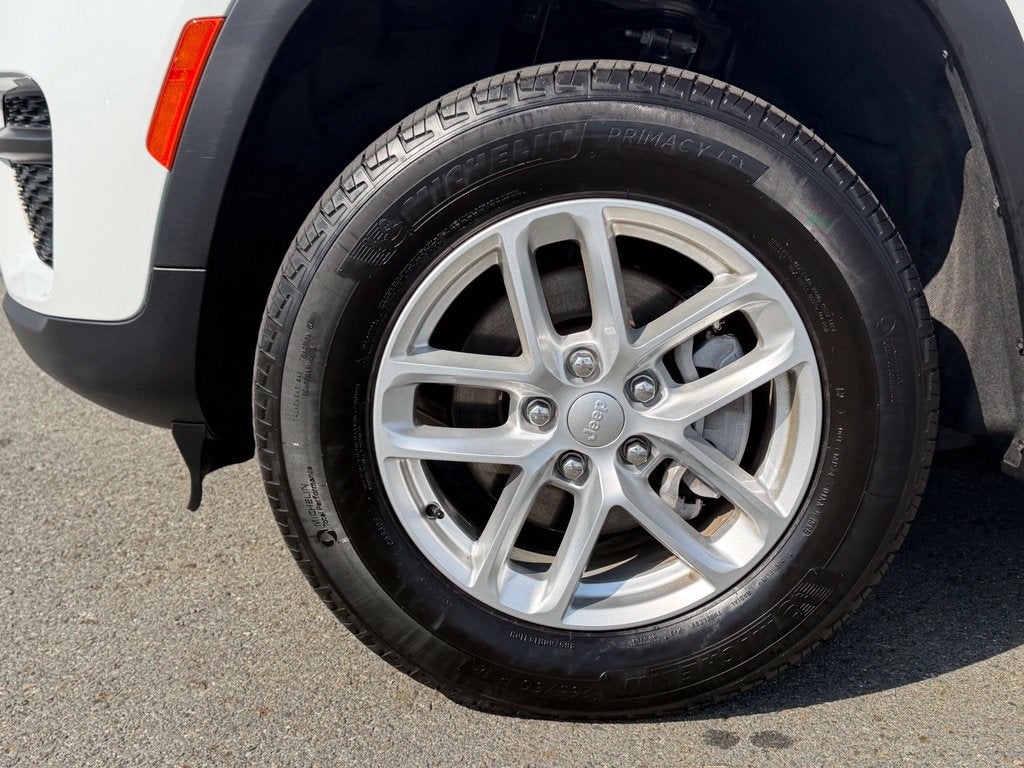 2025 Jeep Grand Cherokee Laredo X 4x4
