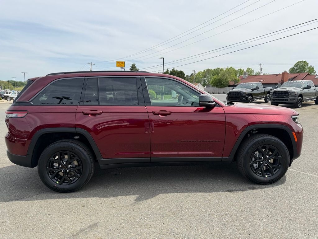2026 Jeep Grand Cherokee Altitude 4x4