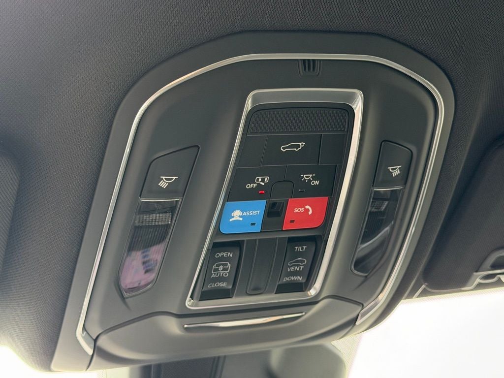 2026 Jeep Grand Cherokee Altitude 4x4