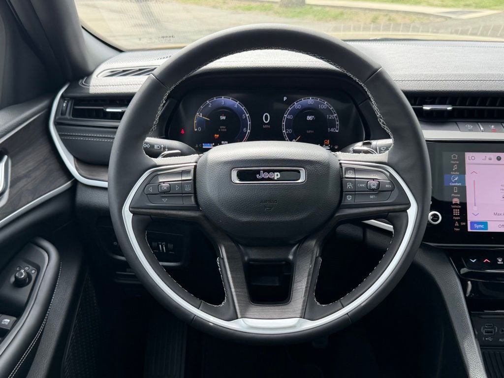 2026 Jeep Grand Cherokee Altitude 4x4