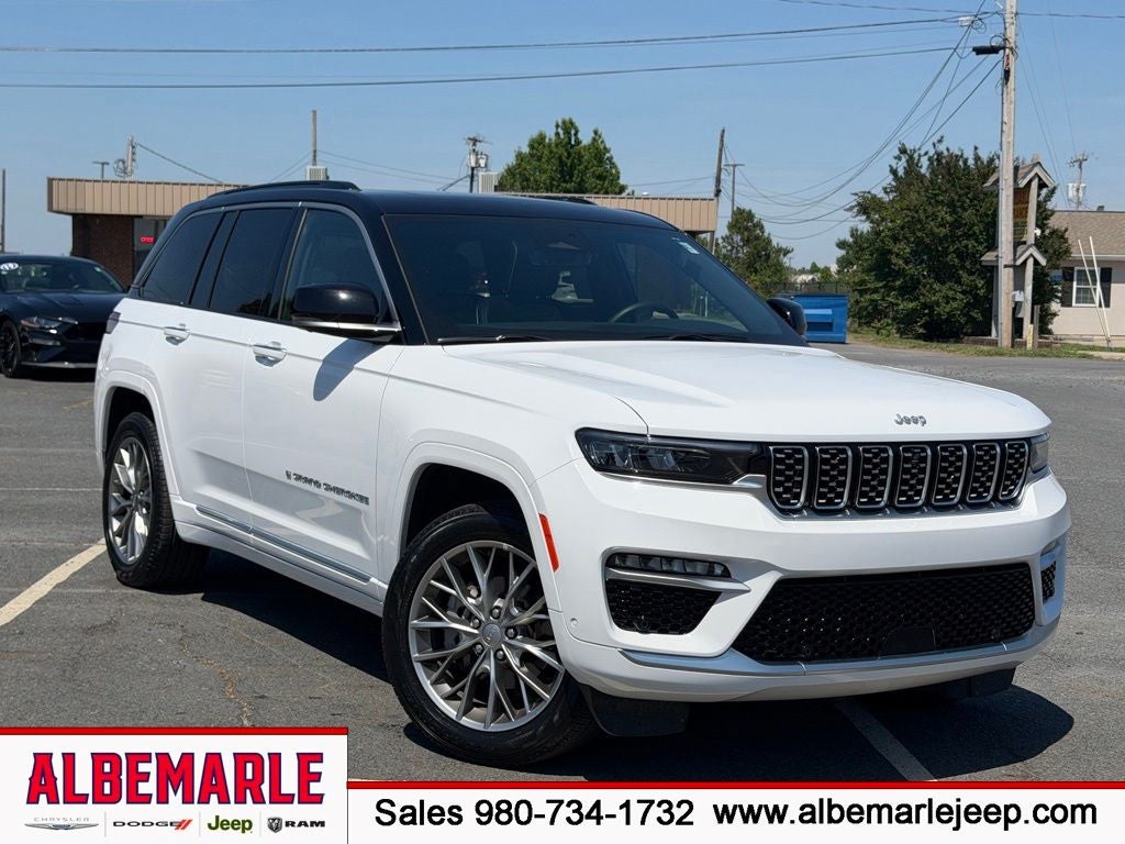 2025 Jeep Grand Cherokee Summit 4x4