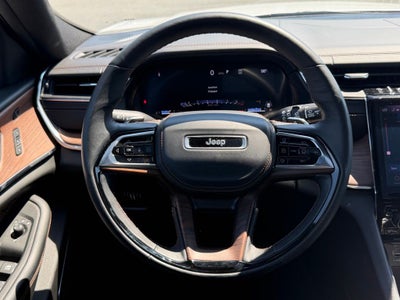 2025 Jeep Grand Cherokee Summit 4x4