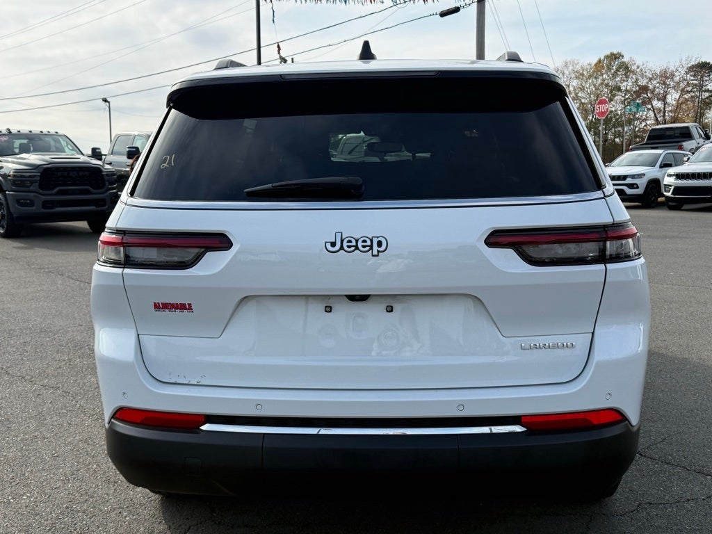 2024 Jeep Grand Cherokee L Laredo 4x2