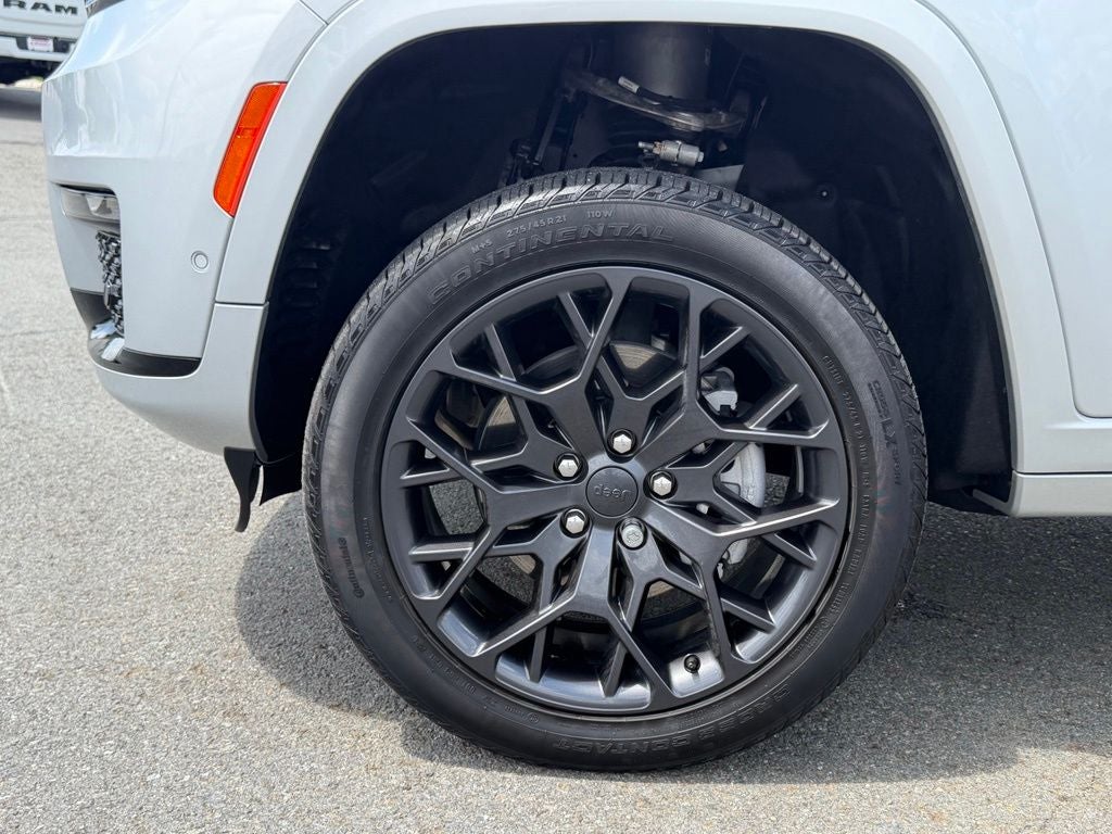 2025 Jeep Grand Cherokee L Summit 4x4