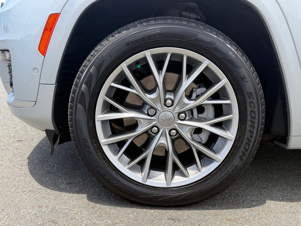 2023 Jeep Grand Cherokee L Summit 4x4