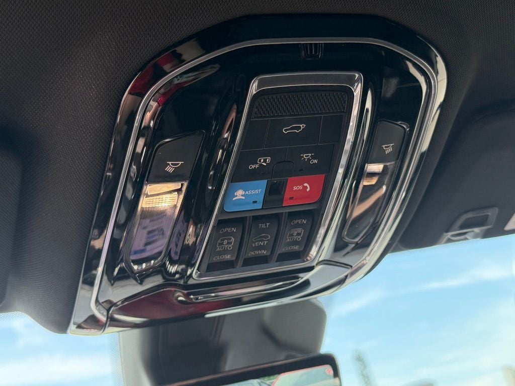 2023 Jeep Grand Cherokee L Summit 4x4