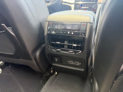 2023 Jeep Grand Cherokee L Summit 4x4