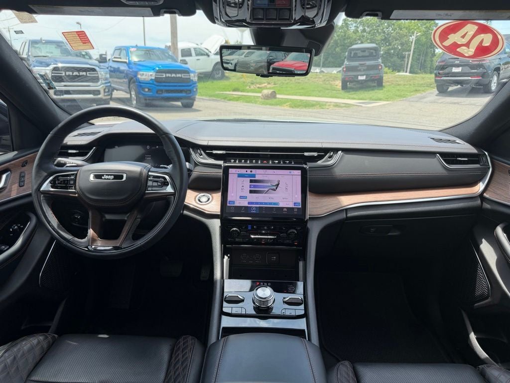2023 Jeep Grand Cherokee L Summit 4x4