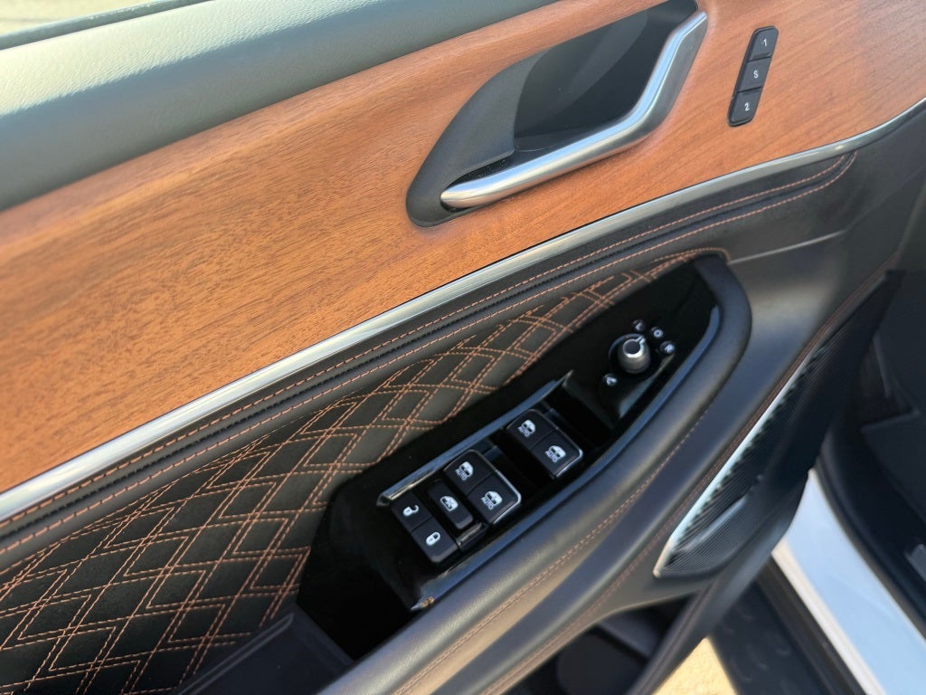 2023 Jeep Grand Cherokee L Summit Reserve 4x4