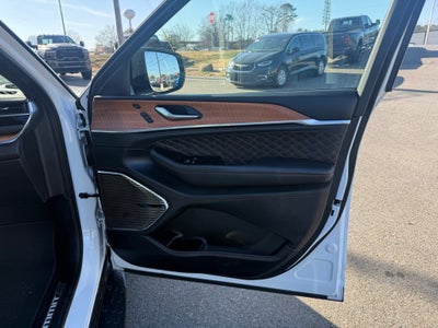 2023 Jeep Grand Cherokee L Summit Reserve 4x4