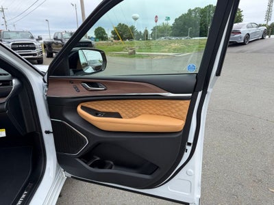 2024 Jeep Grand Cherokee L Summit Reserve 4x4