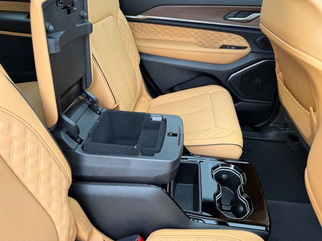 2024 Jeep Grand Cherokee L Summit Reserve 4x4