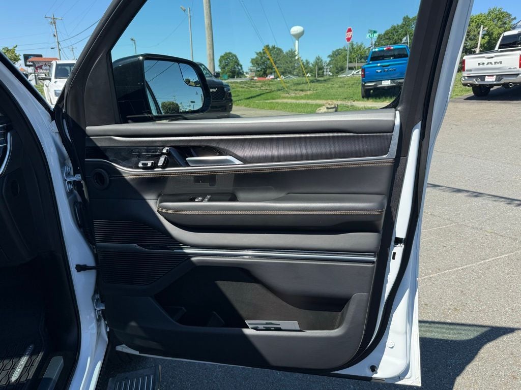 2024 Jeep Grand Wagoneer L Series III