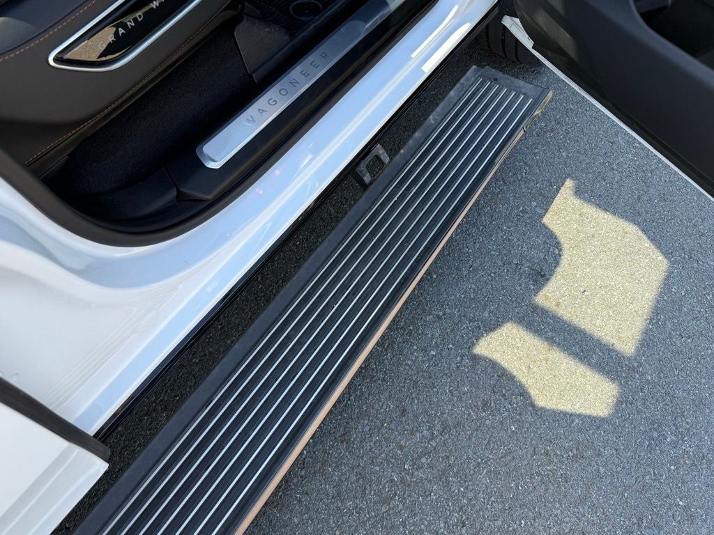 2024 Jeep Grand Wagoneer L Series III