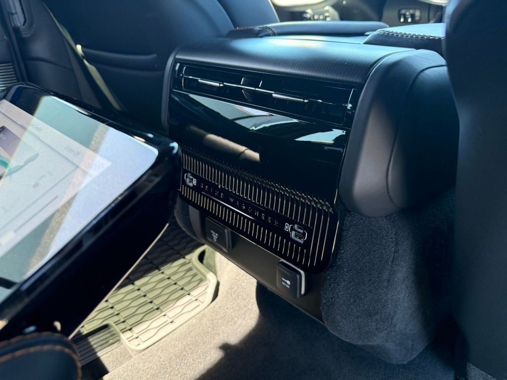 2024 Jeep Grand Wagoneer L Series III