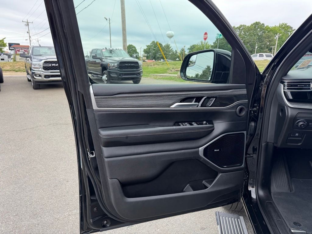 2024 Jeep Wagoneer Series III 4x4