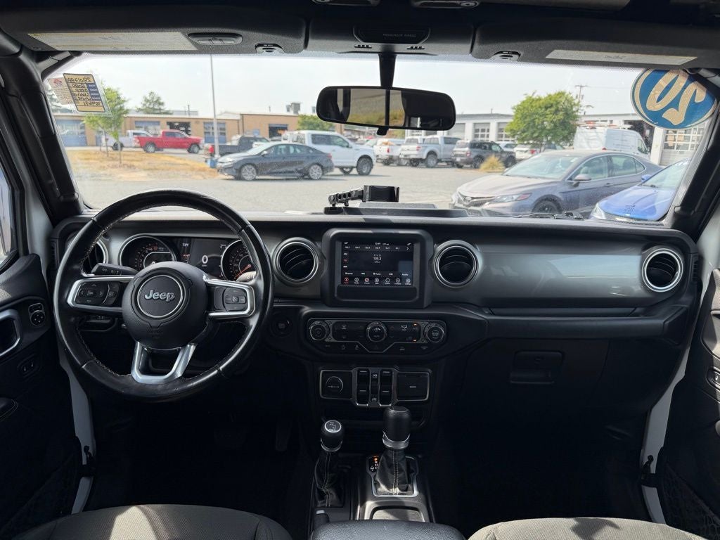 2020 Jeep Gladiator Overland 4x4