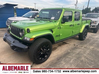 2025 Jeep Gladiator Nighthawk