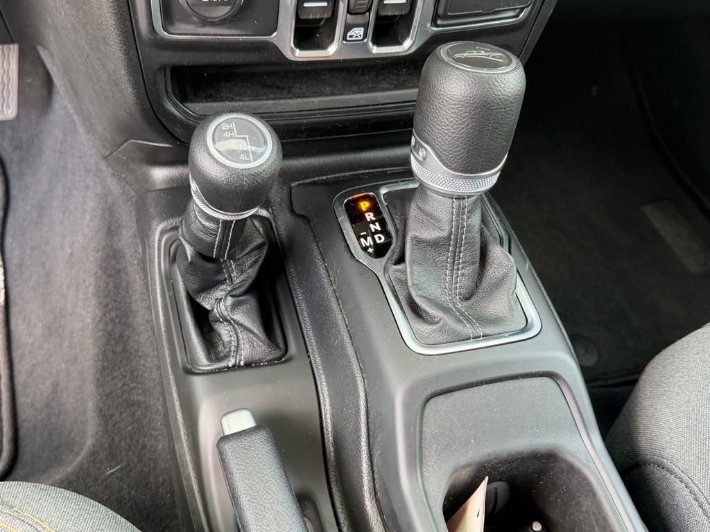 2025 Jeep Gladiator Nighthawk