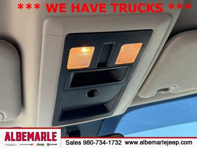 2021 RAM 1500 Classic SLT Crew Cab 4x4 5'7' Box