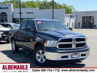 2021 RAM 1500 Classic SLT Crew Cab 4x4 5'7' Box