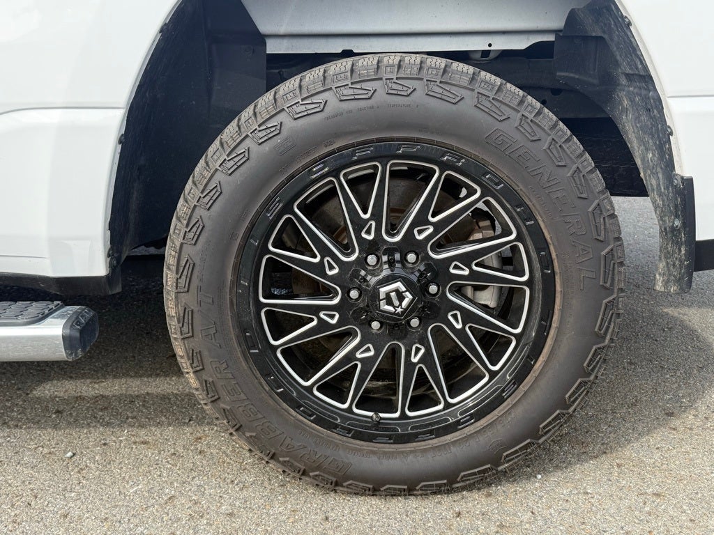 2022 RAM 1500 Big Horn Crew Cab 4x2 5'7' Box