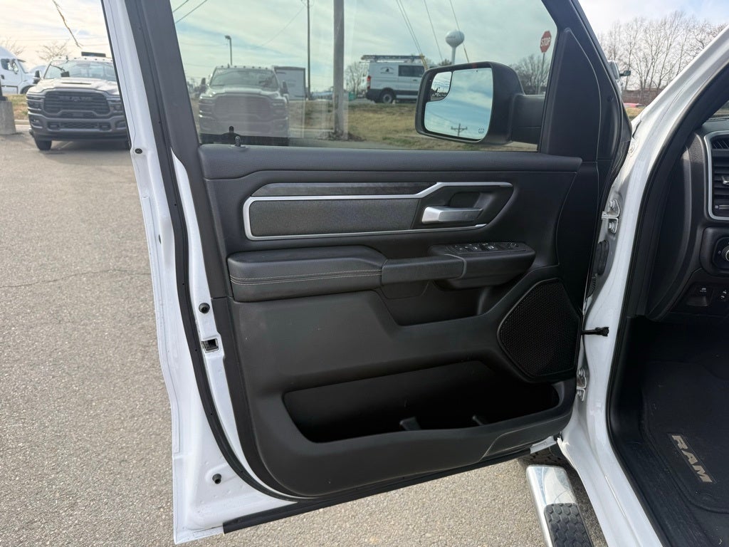 2022 RAM 1500 Big Horn Crew Cab 4x2 5'7' Box