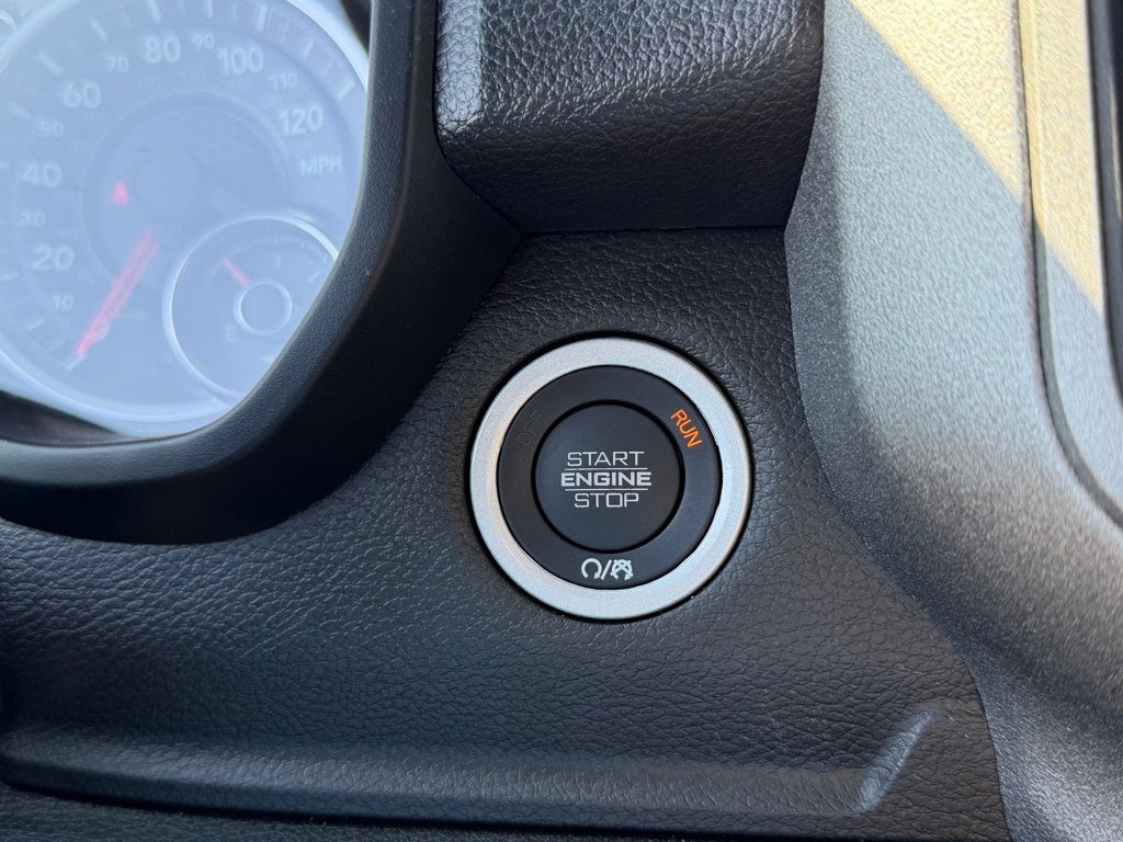 2025 RAM 1500 Tradesman Crew Cab 4x4 5'7' Box