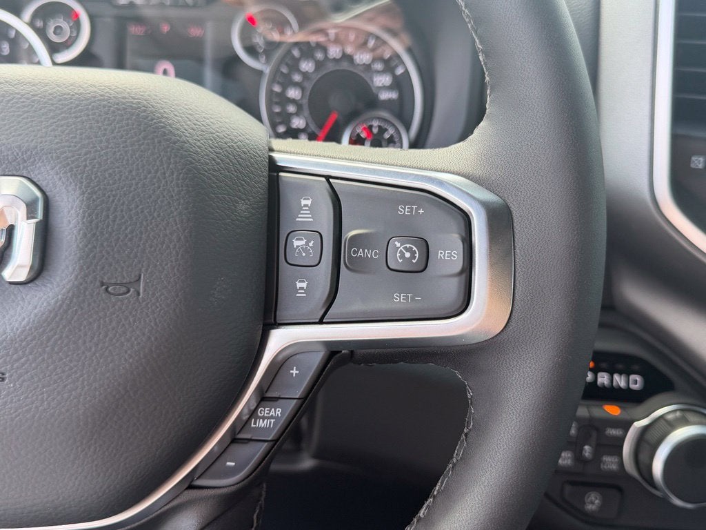 2026 RAM 1500 Big Horn Crew Cab 4x4 5'7' Box