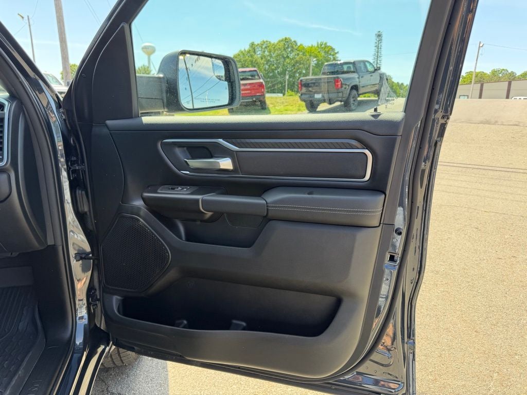 2026 RAM 1500 Big Horn Crew Cab 4x4 5'7' Box