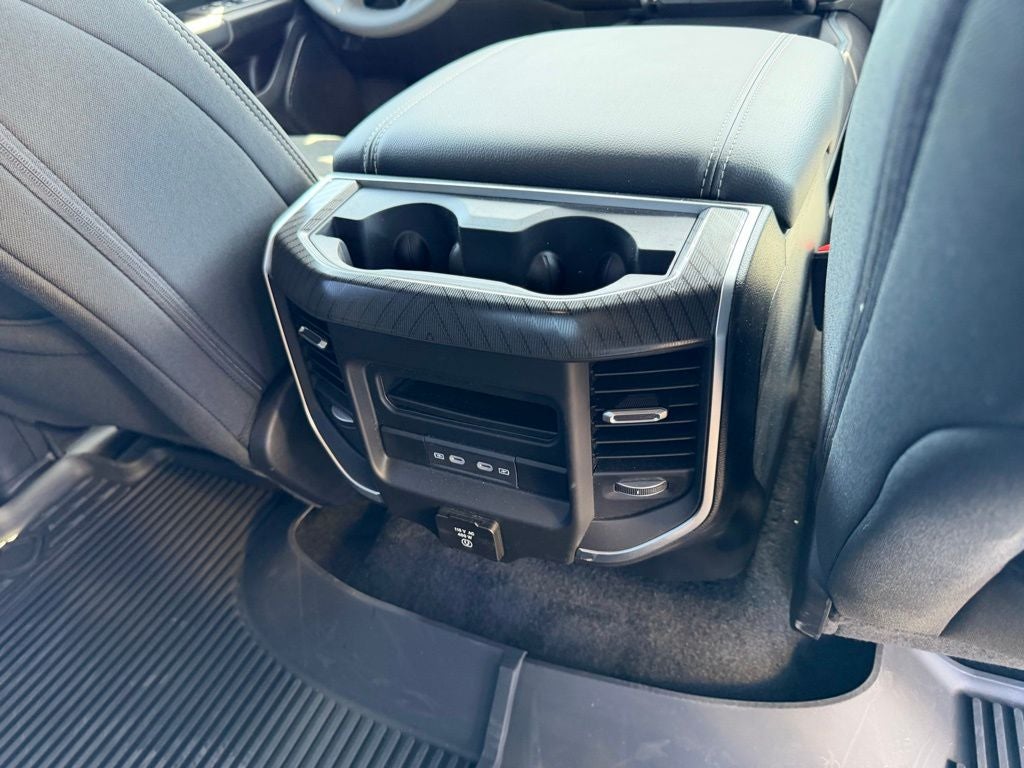 2026 RAM 1500 Big Horn Crew Cab 4x4 5'7' Box