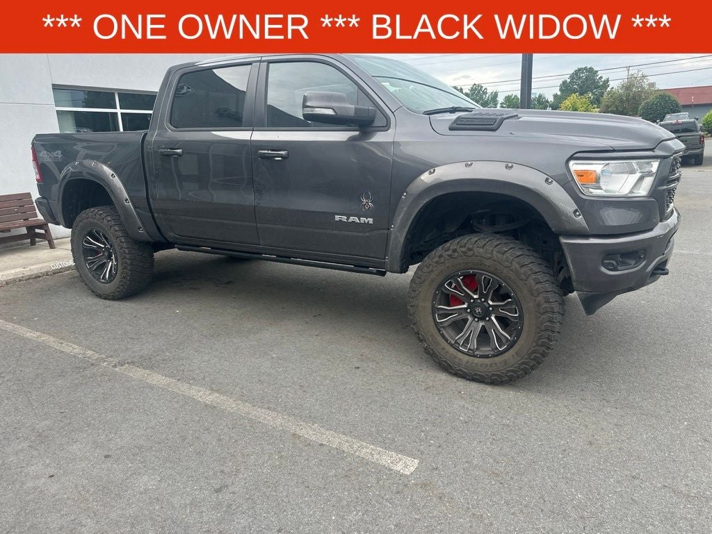 2022 RAM 1500 Big Horn Crew Cab 4x4 5'7' Box