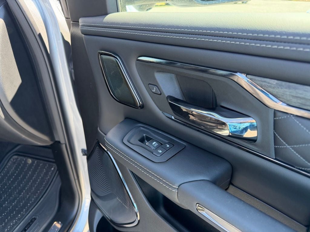 2026 RAM 1500 Limited Crew Cab 4x4 5'7' Box