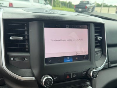 2022 RAM 1500 Big Horn Crew Cab 4x4 6'4' Box