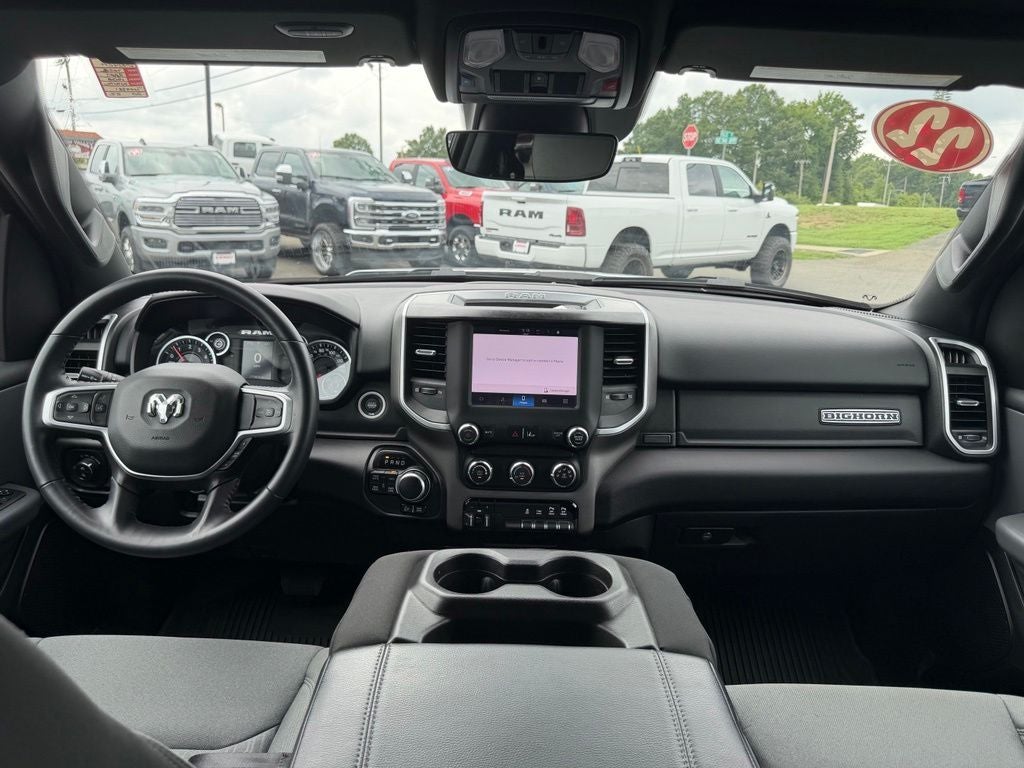 2022 RAM 1500 Big Horn Crew Cab 4x4 6'4' Box